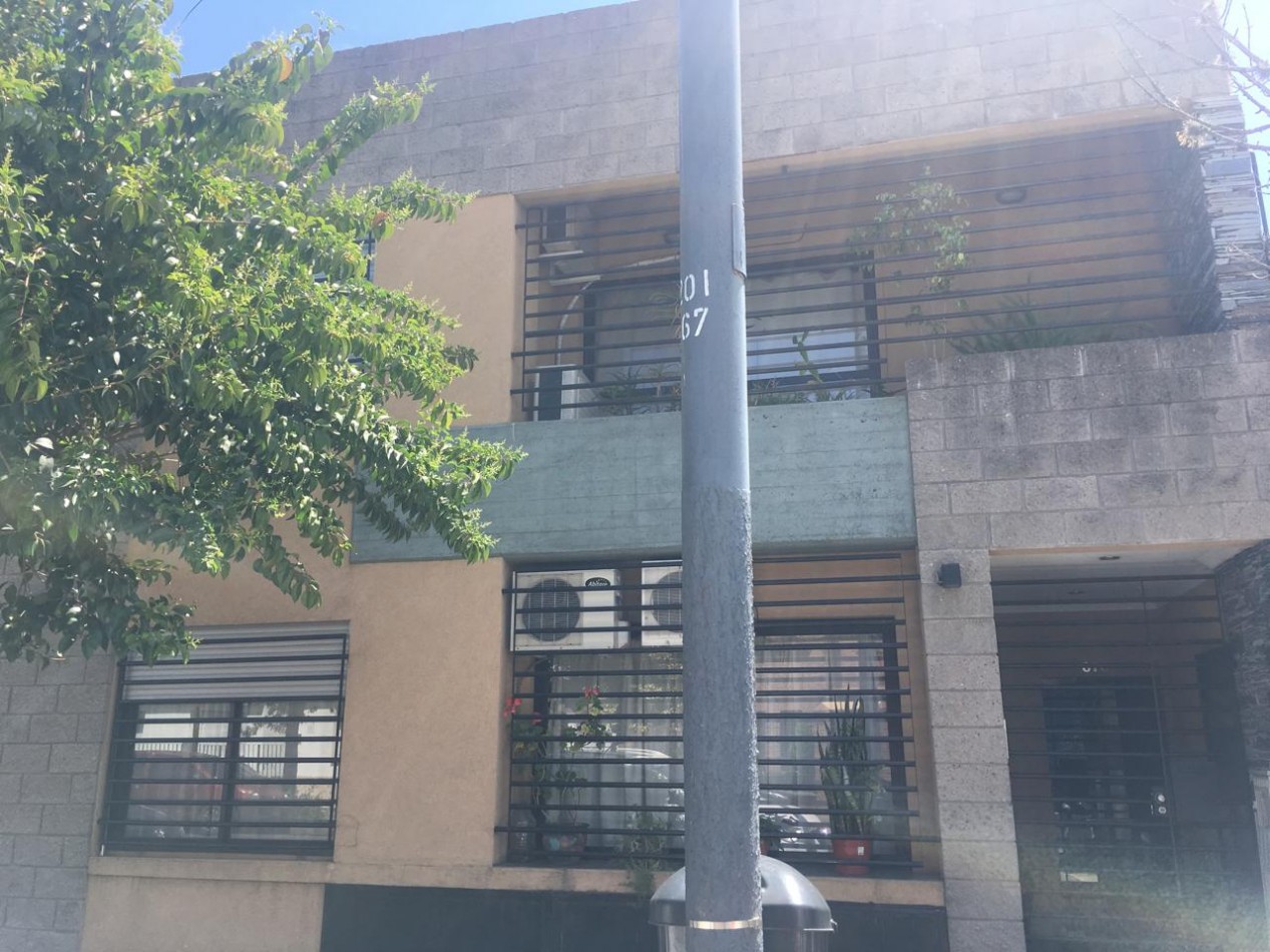 DEPTO. PB 2 AMB. CON PATIO EN VENTA