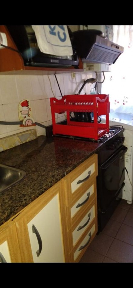 DEPARTAMENTO EN VENTA 3 AMBIENTES PRIMER PISO BARRIO GRAL.SAVIO 