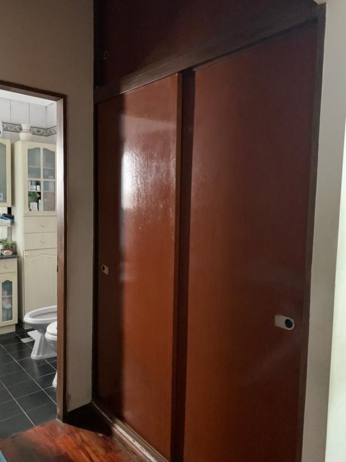 Casa con Jardin y Quincho - Excelente Ubicacion