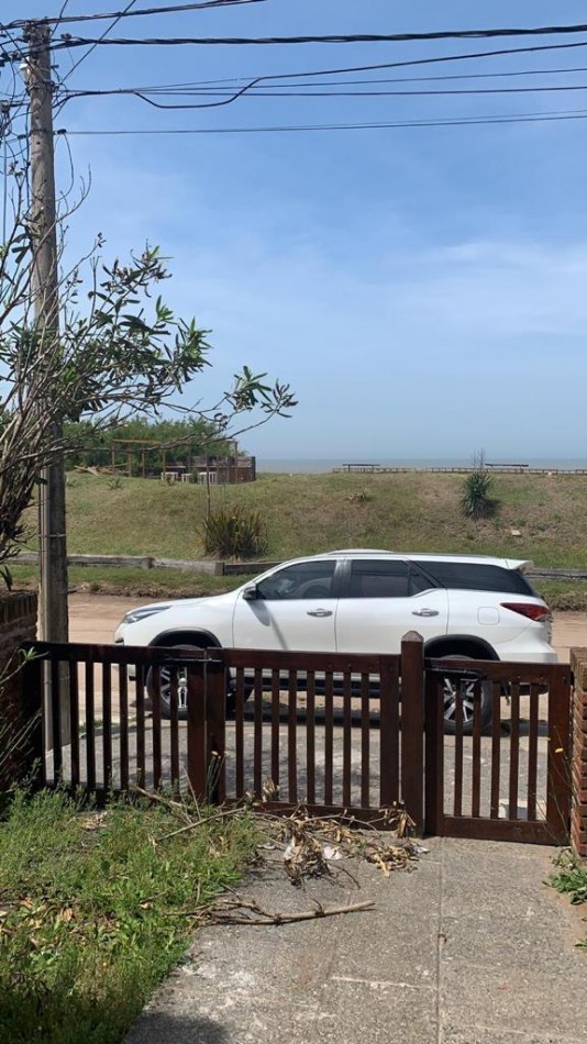 TRIPLEX FRENTE AL MAR