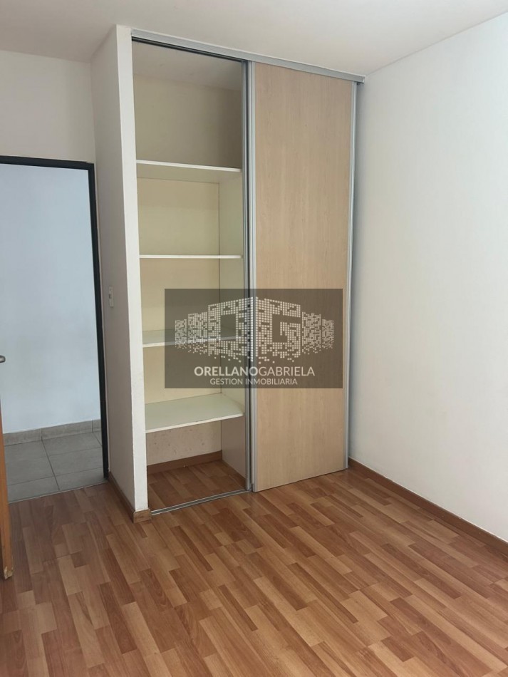 VENDE DEPTO 3 AMBIENTES PB AL FRENTE CON PATIO