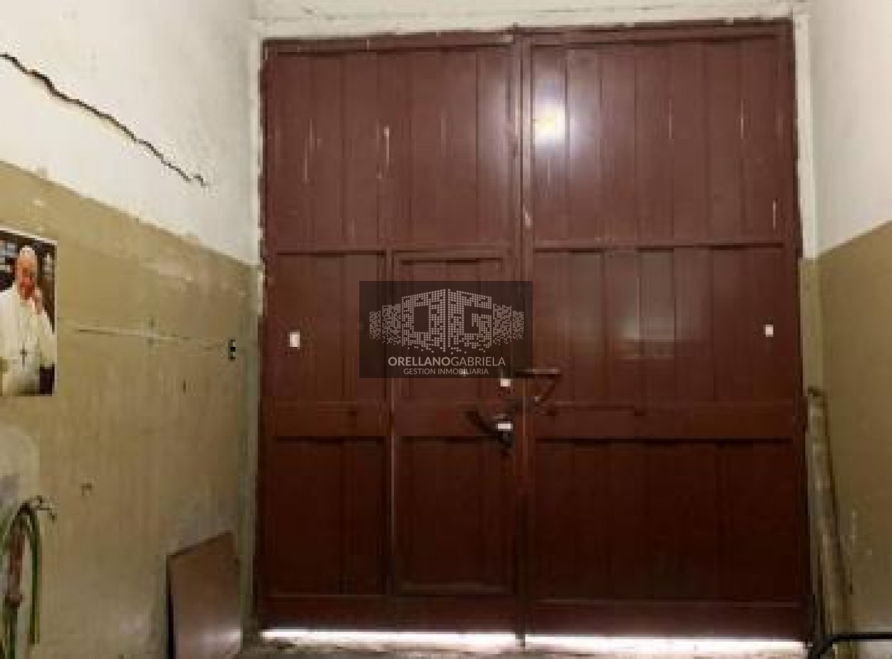 Galpon Comercial con Vivienda Venta en Block