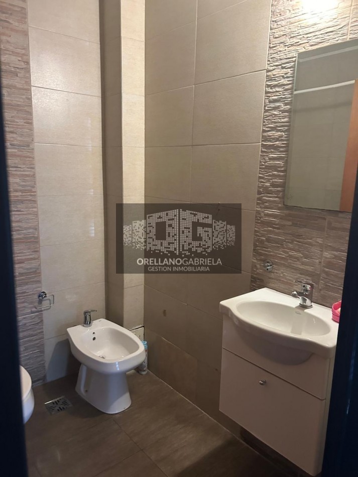 VENDE DEPTO 3 AMBIENTES PB AL FRENTE CON PATIO